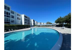 7640 NW 18th St 401, Margate, FL 33063 - MLS#F10536982