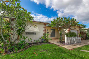 6220 SW 9th Ct, North Lauderdale, FL 33068 - MLS#F10536996