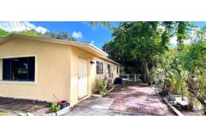 6000 NW 41st Ter, North Lauderdale, FL 33319 - MLS#F10536997