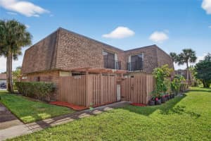 6131 Nw 55th Lane, Tamarac, Fl 33319, Tamarac