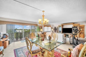 800 NE 195th St 601, Miami, FL 33179 - MLS#F10537017