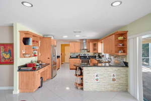 6207 Royal Poinciana Ln, Tamarac, FL 33319 - MLS#F10537018