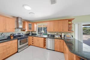 6207 Royal Poinciana Ln, Tamarac, FL 33319 - MLS#F10537018