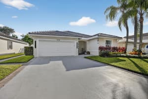 18728 NW 24th Ct, Pembroke Pines, FL 33029 - MLS#F10537023