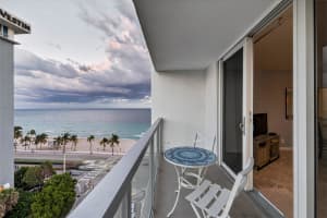 209 N Fort Lauderdale Beach Blvd 8D, Fort Lauderdale, FL 33304 - MLS#F10537025