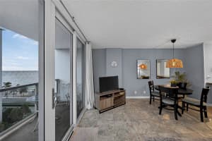 209 N Fort Lauderdale Beach Blvd 8D, Fort Lauderdale, FL 33304 - MLS#F10537025