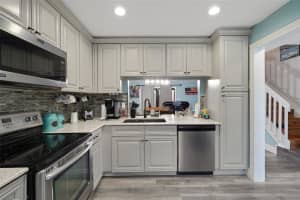 1030 107th Avenue, Pembroke Pines, FL 33026 - MLS#F10537088