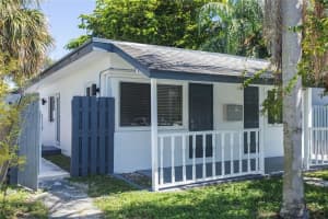 1112 NE 17th Terrace 1, Fort Lauderdale, FL 33304 - MLS#F10537089