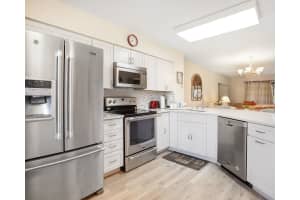 2334 S Cypress Bend Dr 302, Pompano Beach, FL 33069 - MLS#F10537103