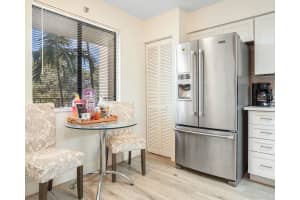 2334 S Cypress Bend Dr 302, Pompano Beach, FL 33069 - MLS#F10537103