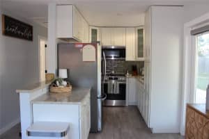 421 Solaz Avenue, Port Saint Lucie, FL 34983 - MLS#F10537128