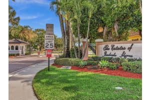 1089 SW 159th Ter, Pembroke Pines, FL 33027 Sold 12/30/25