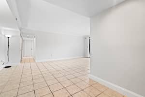 701 NW 19th St 200, Fort Lauderdale, FL 33311 - MLS#F10537166