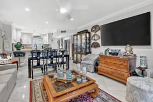 250 20th Street, Boca Raton, FL 33431 - MLS#F10537262