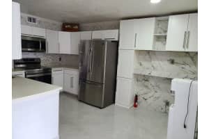 13851 Oneida Dr H1, Delray Beach, FL 33446 - MLS#F10537265