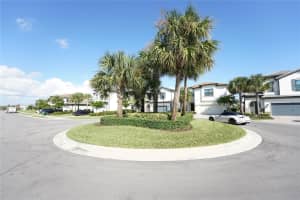 4460 Gramercy Dr, Fort Lauderdale, FL 33309 - MLS#F10537269