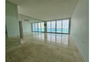 100 Bayview Dr PH28, Sunny Isles Beach, FL 33160 Sold 01/12/26