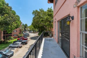 650 Tennis Club Dr 303, Fort Lauderdale, FL 33311 - MLS#F10537380