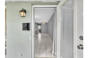 141-145 Ne 30th Ct Wilton Manors, FL 33334 - Off Market