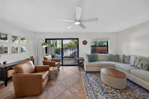 201 NE 16th Pl 104, Fort Lauderdale, FL 33305 - MLS#F10537447