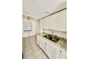 680 Tennis Club Dr 107, Fort Lauderdale, FL 33311 Sold 01/01/26