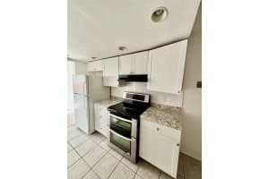 680 Tennis Club Dr 107, Fort Lauderdale, FL 33311 Sold 01/01/26