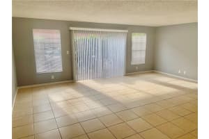 680 TENNIS CLUB DR 103, Fort Lauderdale, FL 33311 - MLS#F10537462