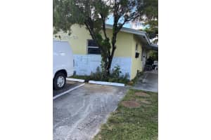 2701 NW 9th Ave, Fort Lauderdale, FL 33311 - MLS#F10537477