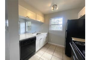 200 SW 11th Ave 5, Fort Lauderdale, FL 33312 - MLS#F10537490