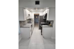 5609 NW 18th St, Fort Lauderdale, FL 33313 - MLS#F10537522