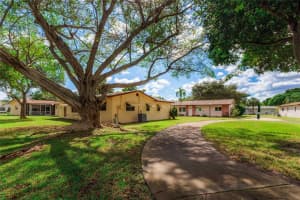 2613 SW Natura Ave, Deerfield Beach, FL 33441 - MLS#F10537547