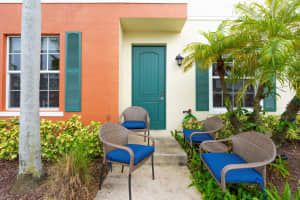 195 SW 7th St, Pompano Beach, FL 33060 - MLS#F10537556