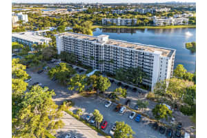 2900 N Course Dr 607, Pompano Beach, FL 33069 - MLS#F10537568