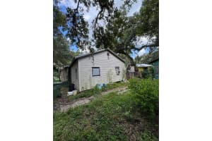 165 Hendry St, Labelle, FL 33935 - MLS#F10537576
