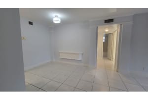 313 Gardens Drive 104, Pompano Beach, FL 33069 - MLS#F10537582