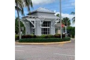 242 Flanders F 242, Delray Beach, FL 33484 - MLS#F10537583