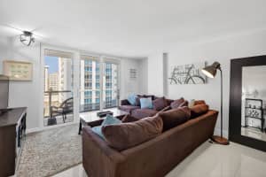 209 N Fort Lauderdale Beach Blvd 7D, Fort Lauderdale, FL 33304 - MLS#F10537622