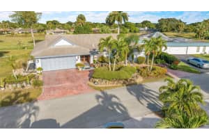 5102 Yellow Pine Ln, Tamarac, FL 33319 - MLS#F10537632