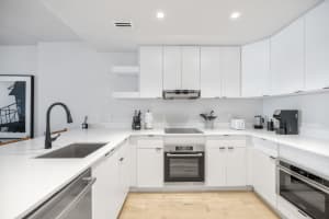 2301 Collins Ave 512, Miami Beach, FL 33139 - MLS#F10537655