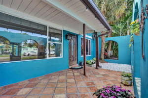 340 NW 26th Ct, Wilton Manors, FL 33311 Sold 12/30/25