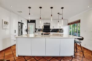 340 NW 26th Ct, Wilton Manors, FL 33311 Sold 12/30/25