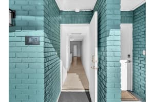 801 NE 18th Ct 103, Fort Lauderdale, FL 33305 - MLS#F10537678