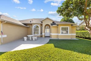 2314 SE Master Ave, Port Saint Lucie, FL 34952 - MLS#F10537692