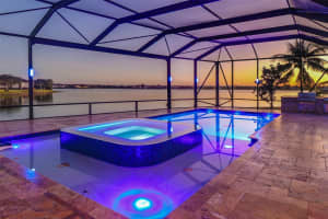 9750 Lakeview Ln, Parkland, FL 33076 - MLS#F10537693