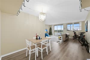 3150 Rolling Hills Circle, Davie, FL 33328 - MLS#F10537711