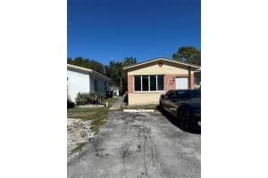 205 SE 22nd St 4, Fort Lauderdale, FL 33316 - MLS#F10537719