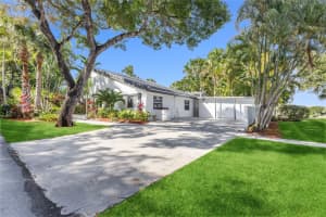 4701 NW 1st Pl, Deerfield Beach, FL 33442 - MLS#F10537723