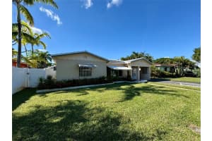 1415 NE 17th Ave, Fort Lauderdale, FL 33304 - MLS#F10537737