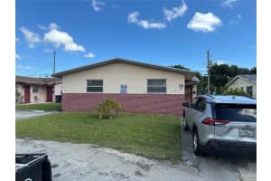 380 SW 27th Ter, Fort Lauderdale, FL 33312 - MLS#F10537760