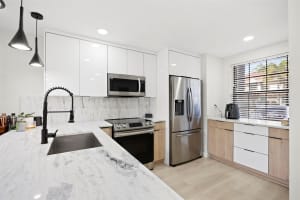 246 City View Dr 246, Fort Lauderdale, FL 33311 - MLS#F10537763